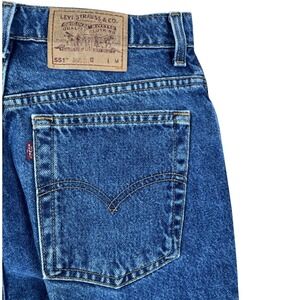 Vintage Levis 551 Relaxed Fit Tapered Leg Jeans Womens 14 Med Medium Wash USA